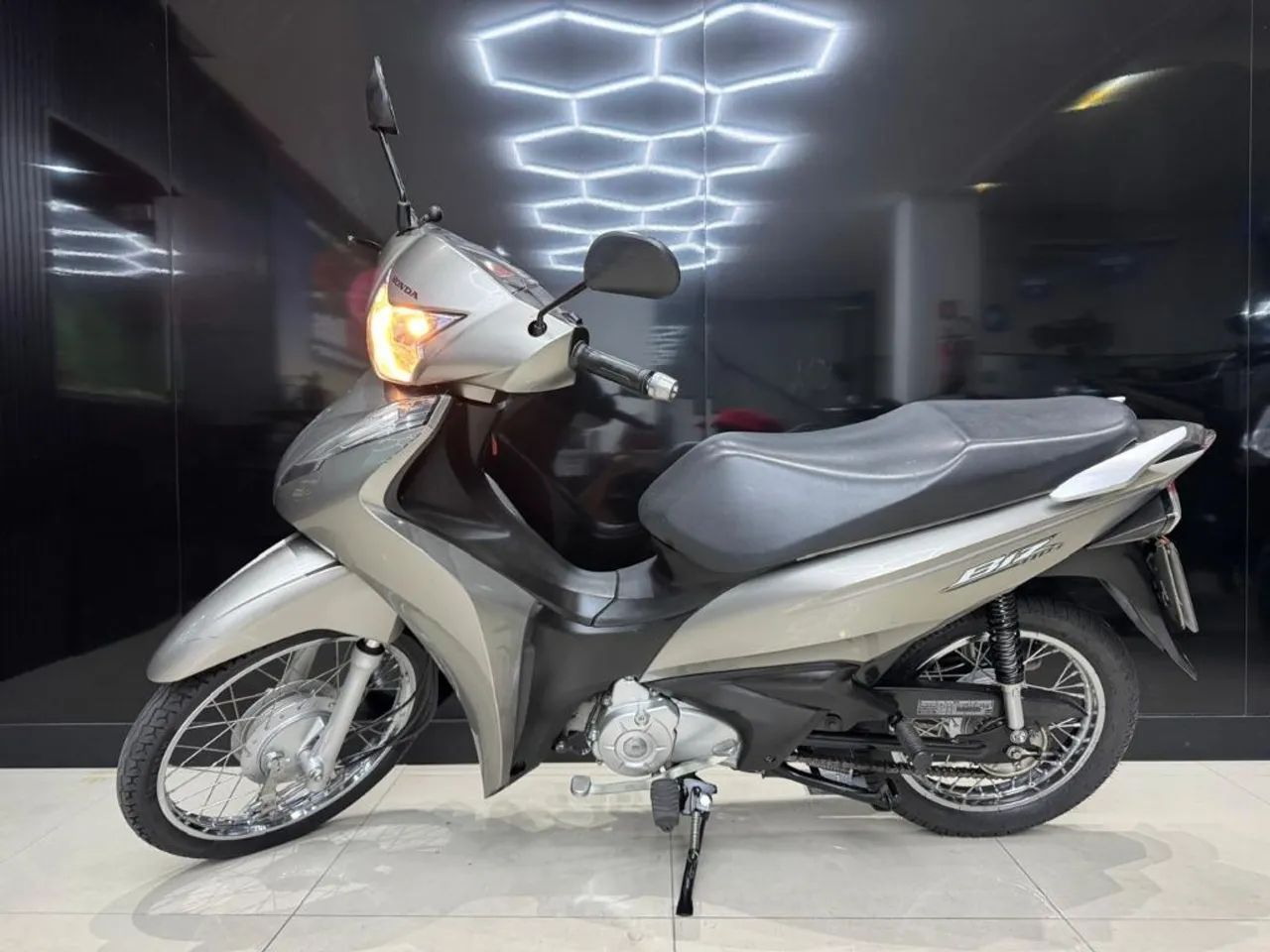 BIZ 110i 2024 R$ 14.900,00 - Foto 4
