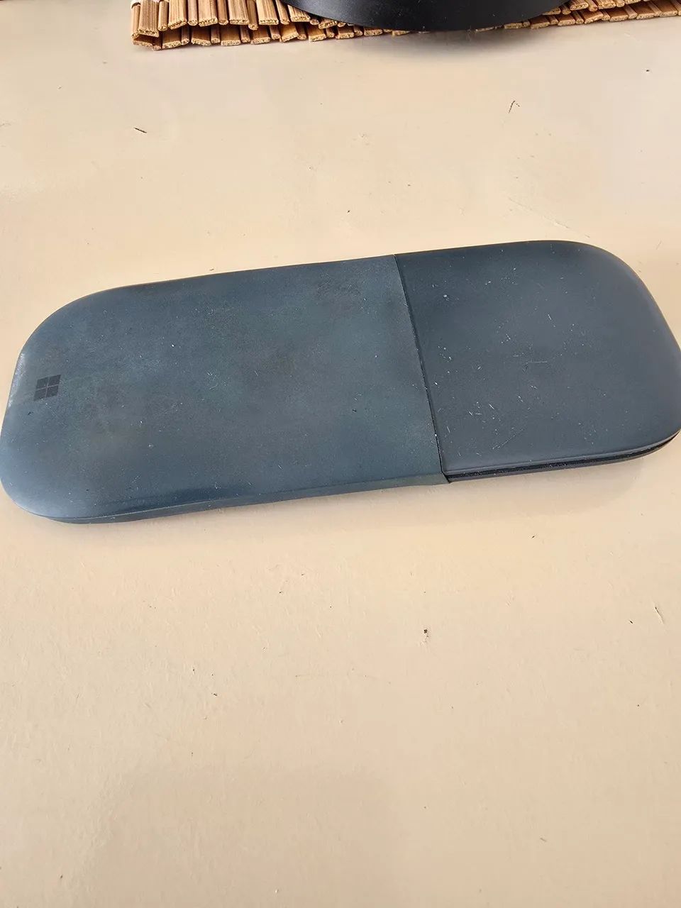 Surface Arc Bluetooth Mouse Microsoft, em excelente estado - Foto 2