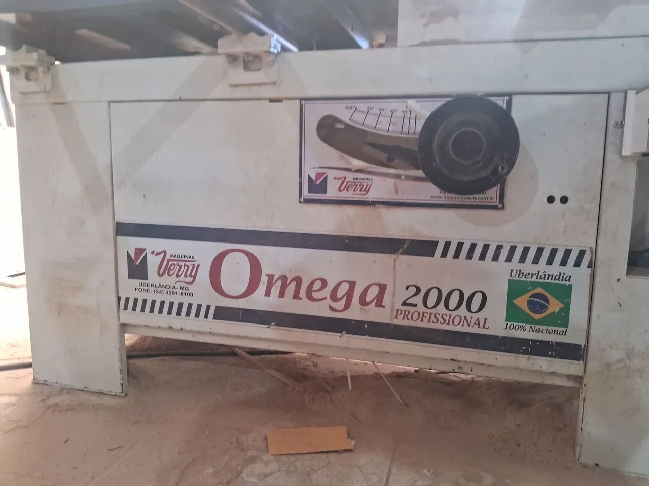 Vendo Esquadrejadeira 