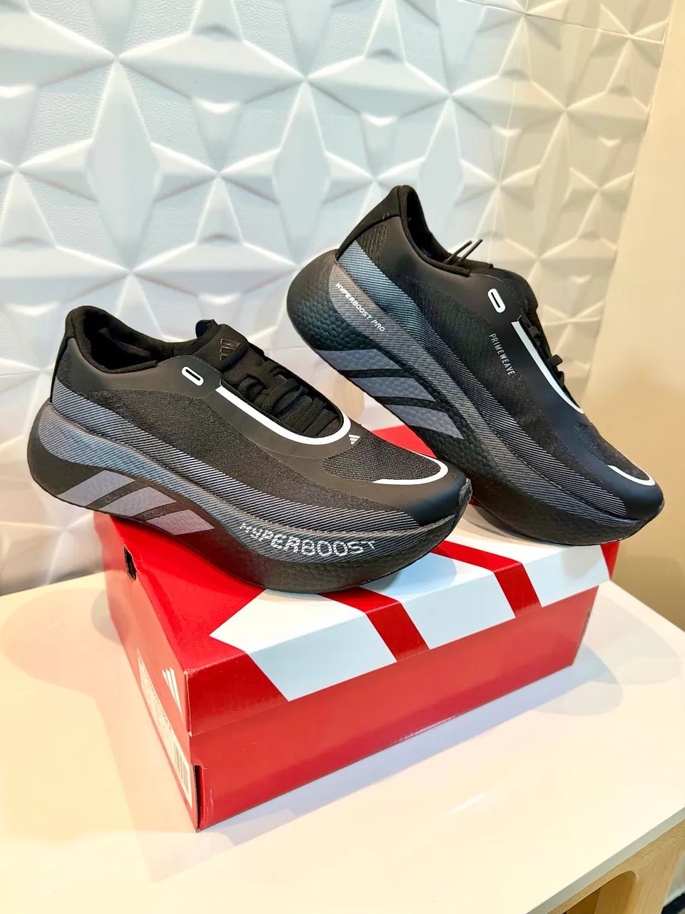 Adidas HyperBoost Edge Preto e Cinza - Tamanho 41
