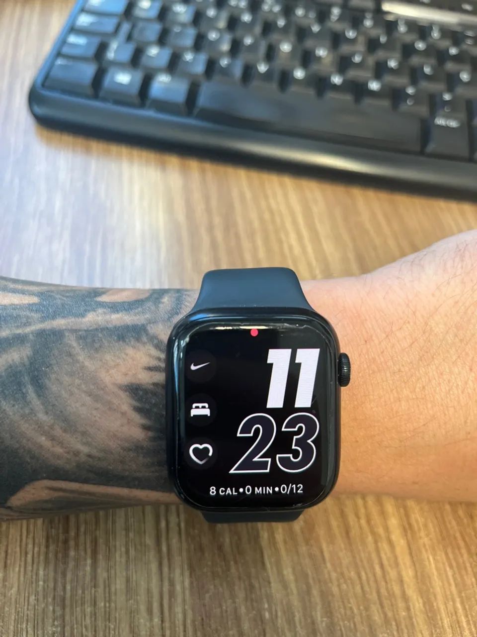 Apple Watch 8; GPS; 45mm; Caixa - Foto 3