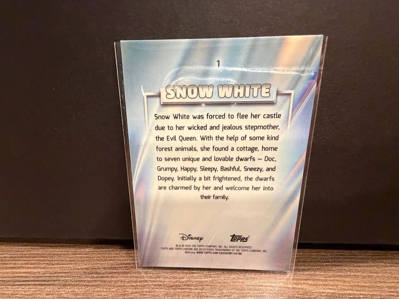 Branca De Neve 52/150 Topps Chrome Disney Card #1 - Hobbies e