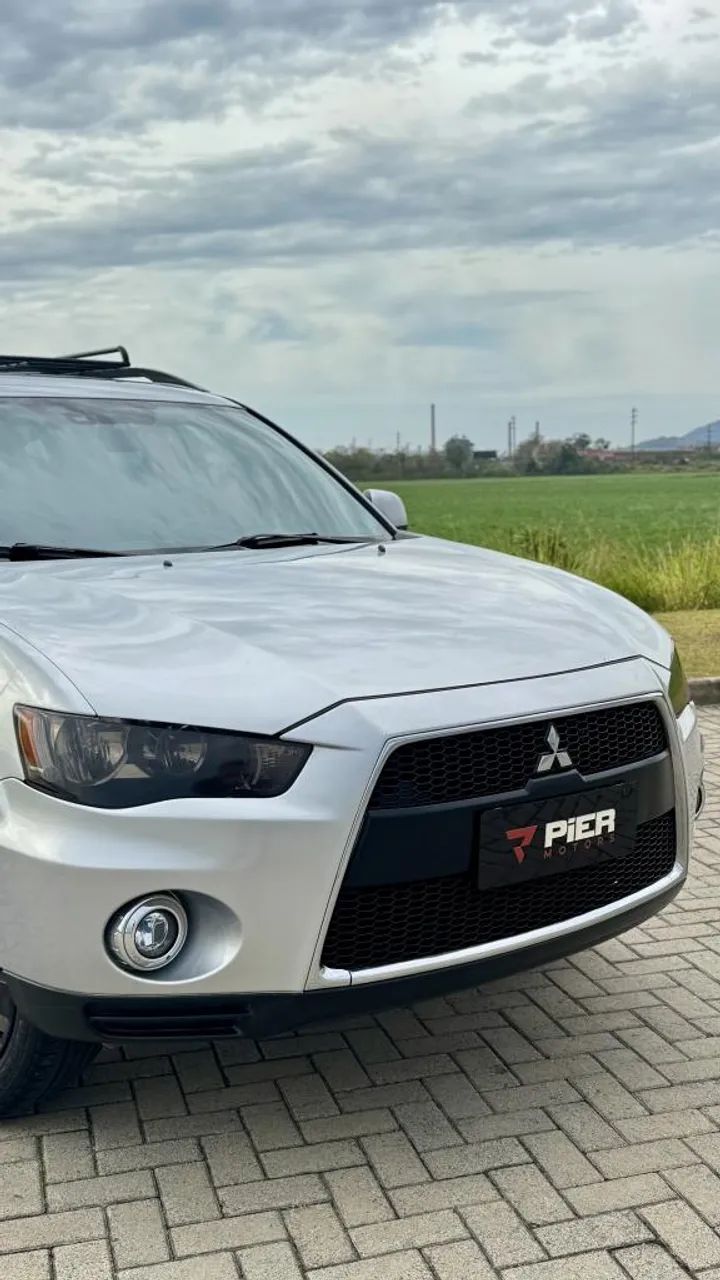 Mitsubishi Outlander 2.0 16V 160cv Aut. 2012 - Foto 2