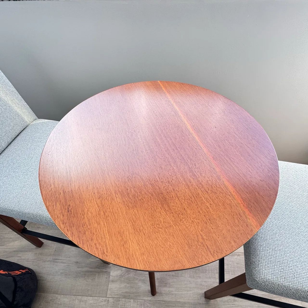 Mesa para sacada
