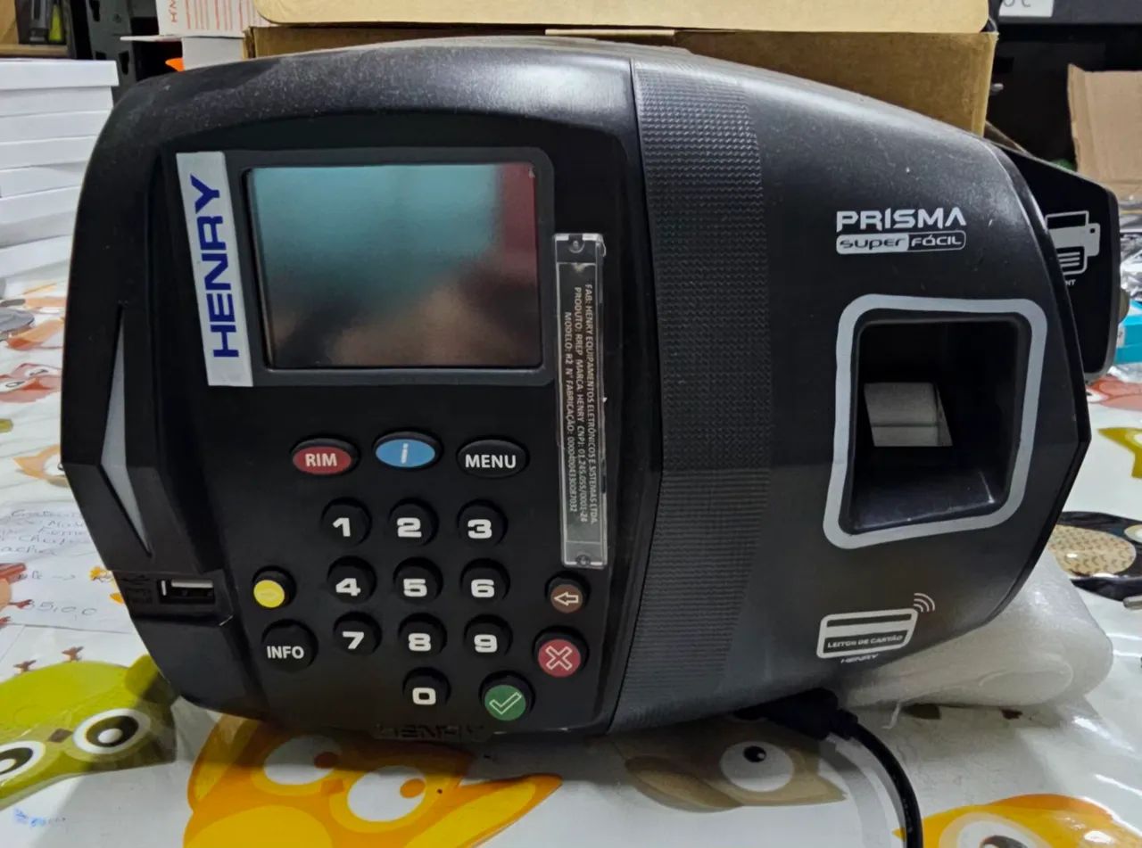 Ponto eletrônico com biometria 