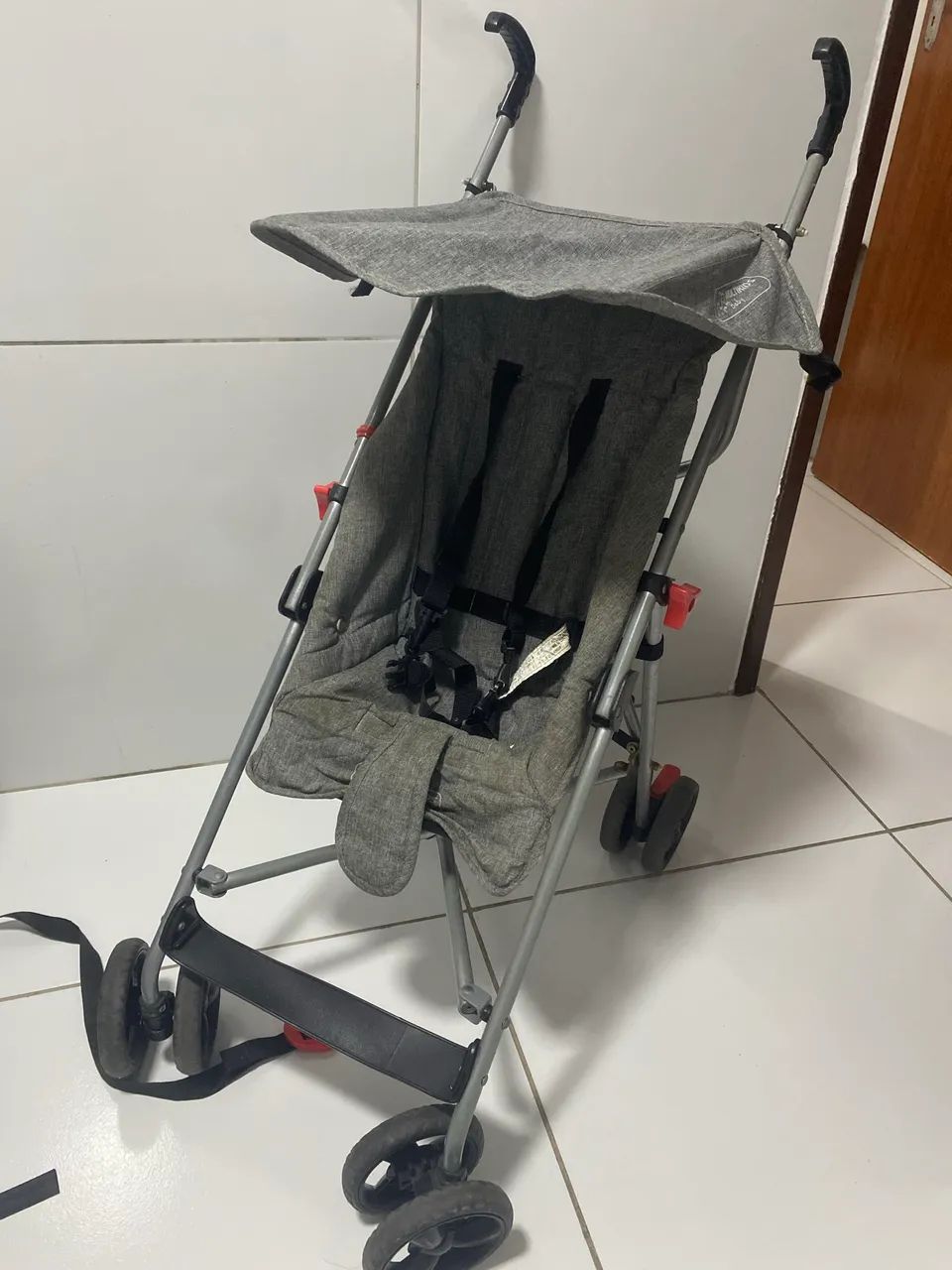 Carrinho guarda chuva 