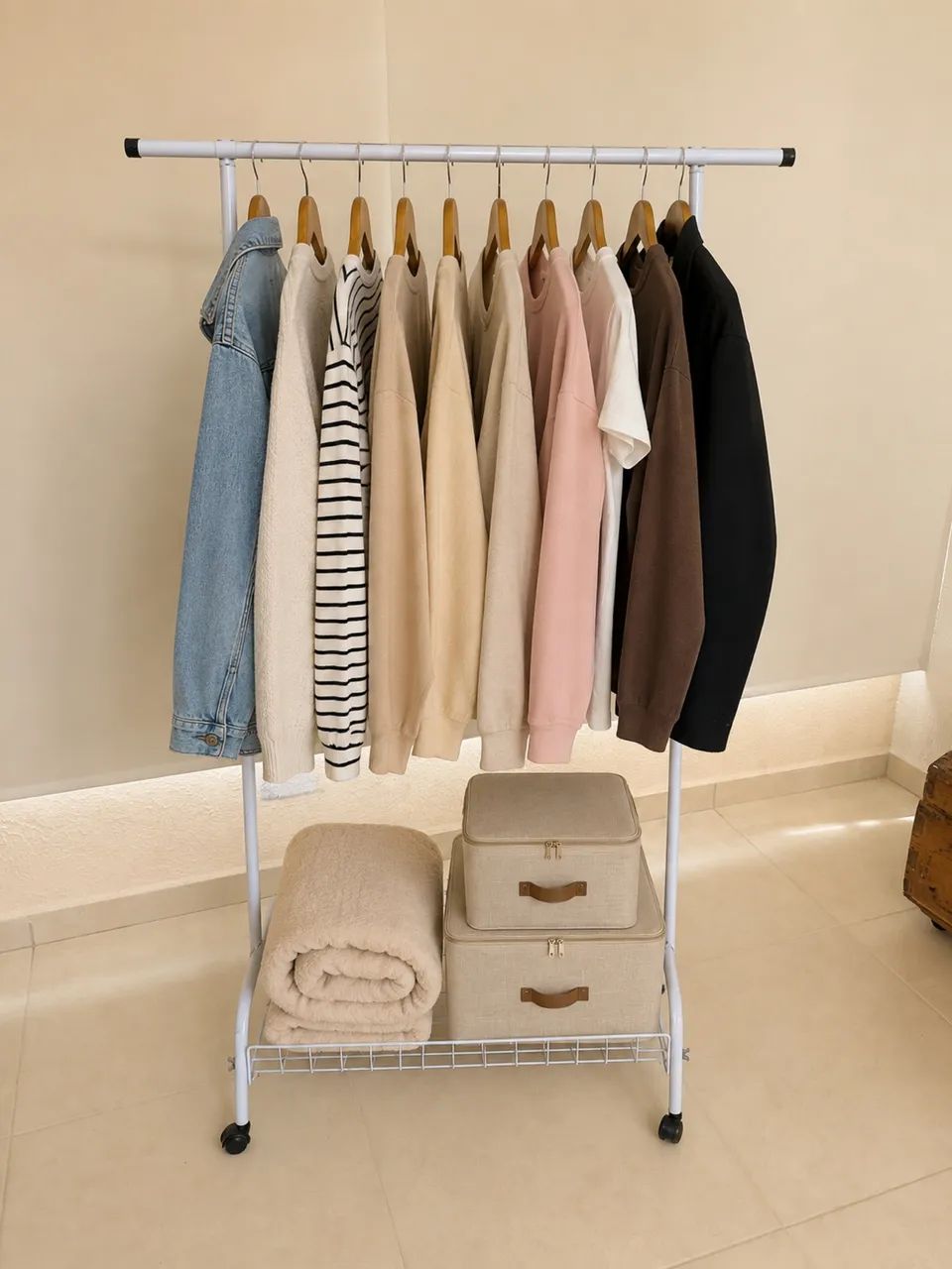 Arara para roupas - Foto 2