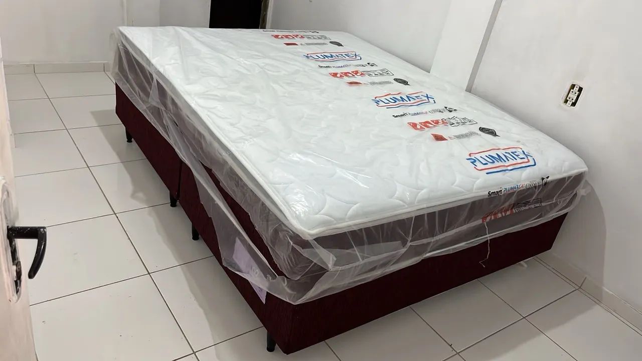 VENDE-SE CAMA BOX QUEEN