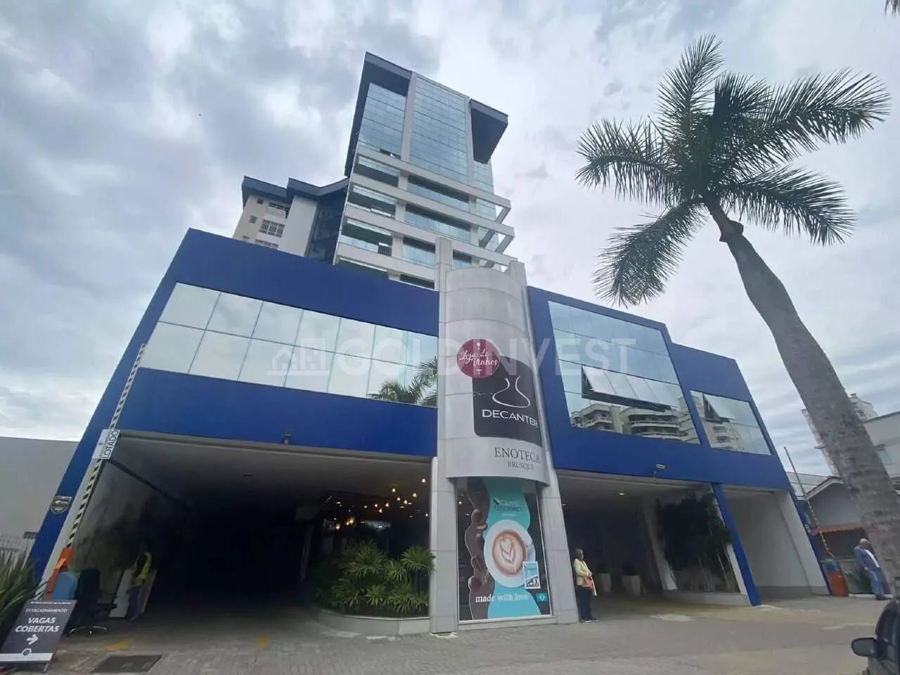 Excelente sala comercial em um dos locais mais procurados!!!