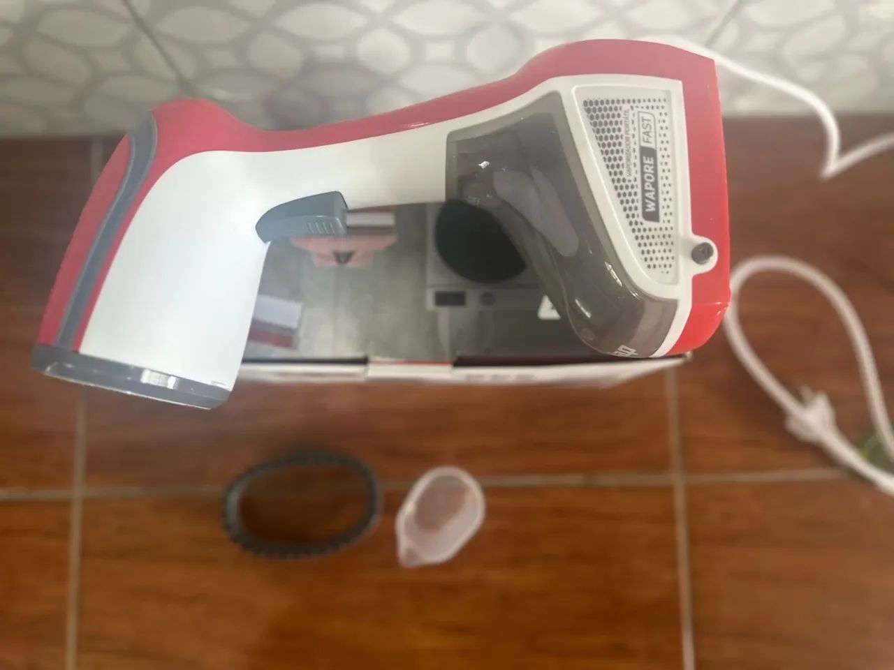 Vaporizadora de passar roupa - Foto 2