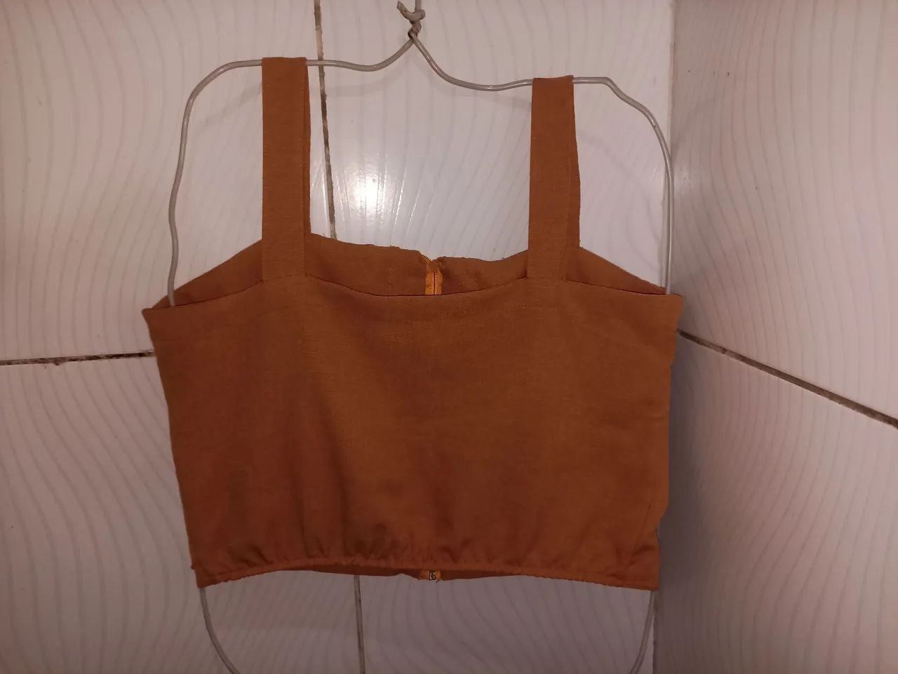 Cropped Bege com Zíper Feminino GG  - Foto 2
