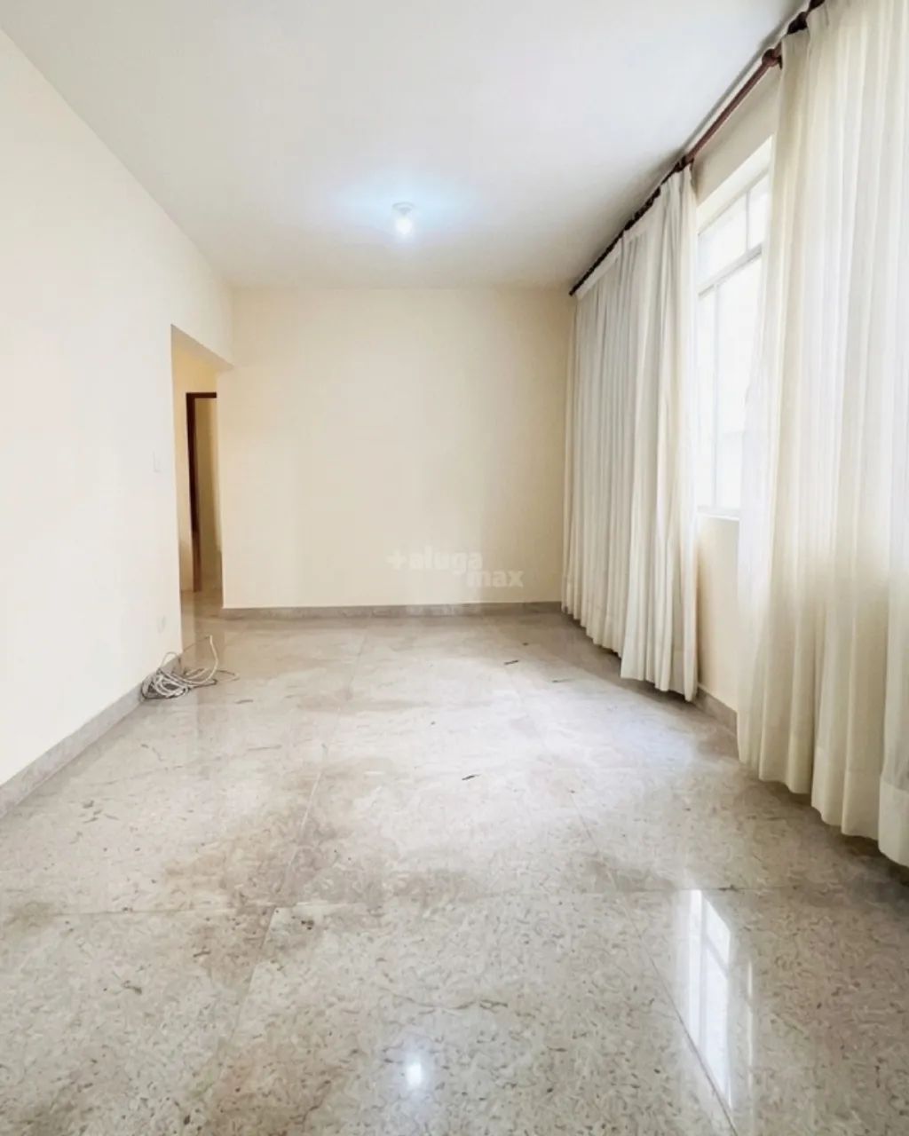 Aluguel: Apartamento de 03 quartos, 1 vaga, 100,00 m², Sion - Foto 2