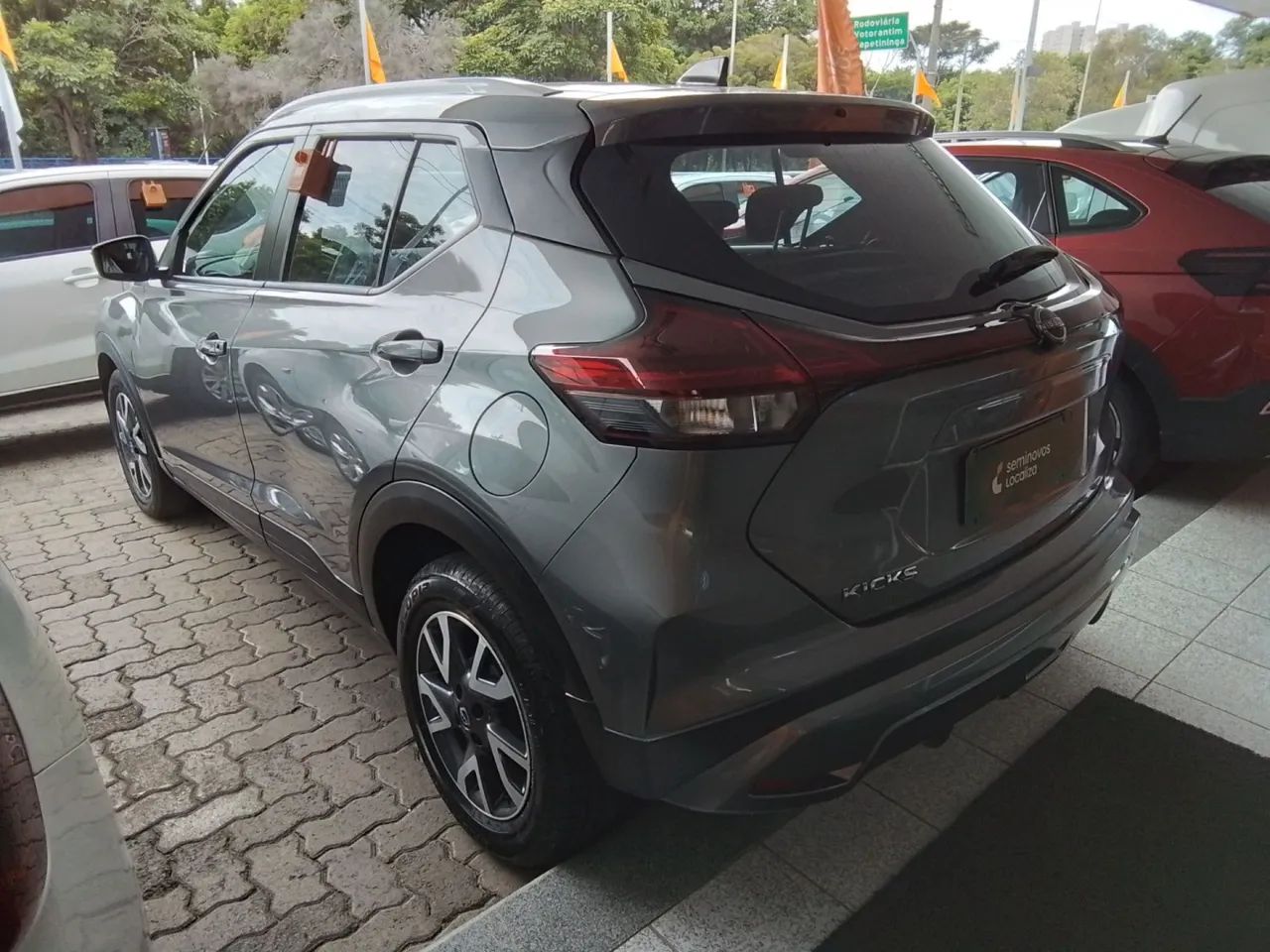 Nissan Kicks Sense 1.6 16V Flex Aut., foto 2 de 11