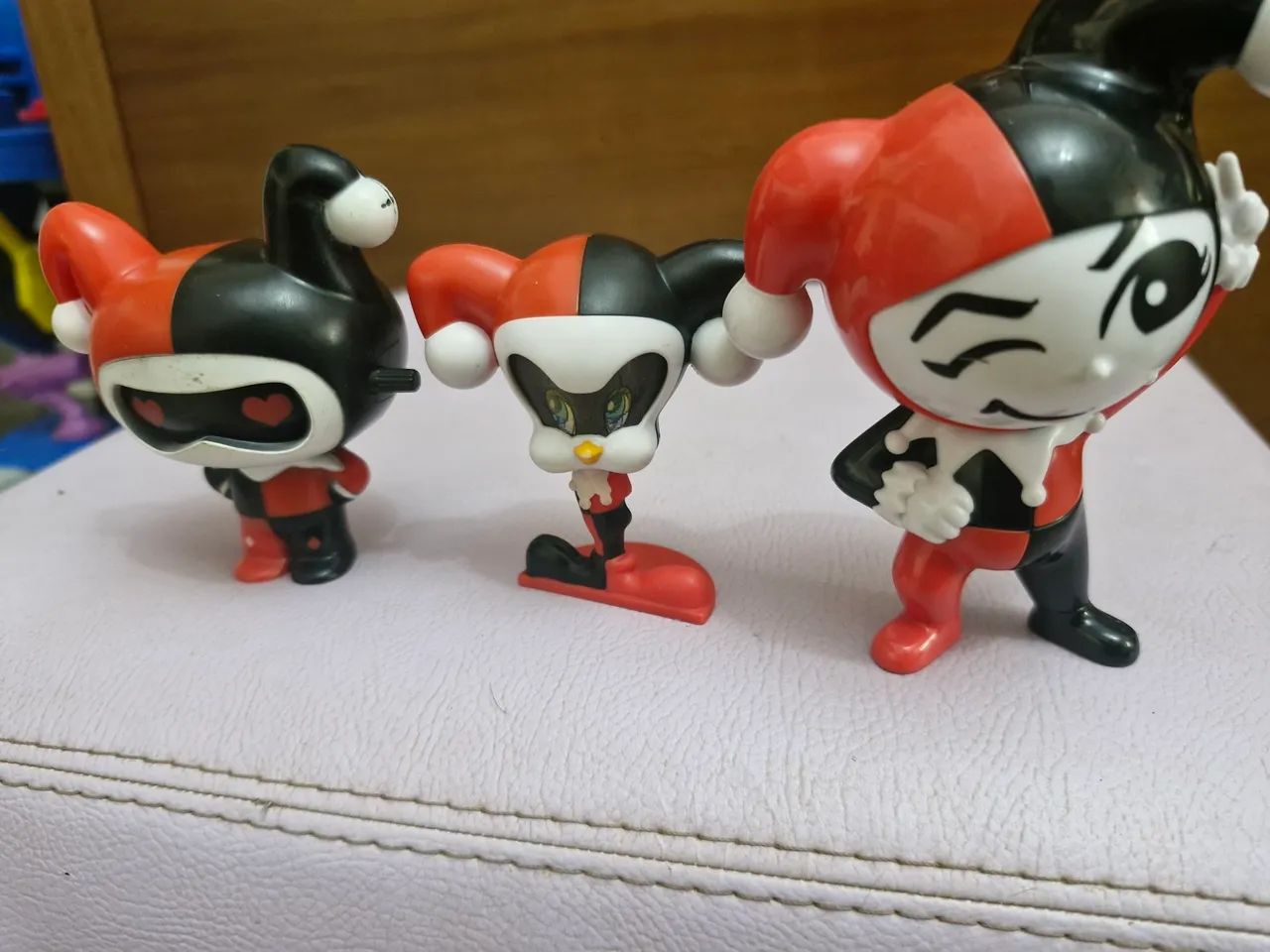 Miniaturas action figure - Harley Quinn - kit com 3 - Foto 5