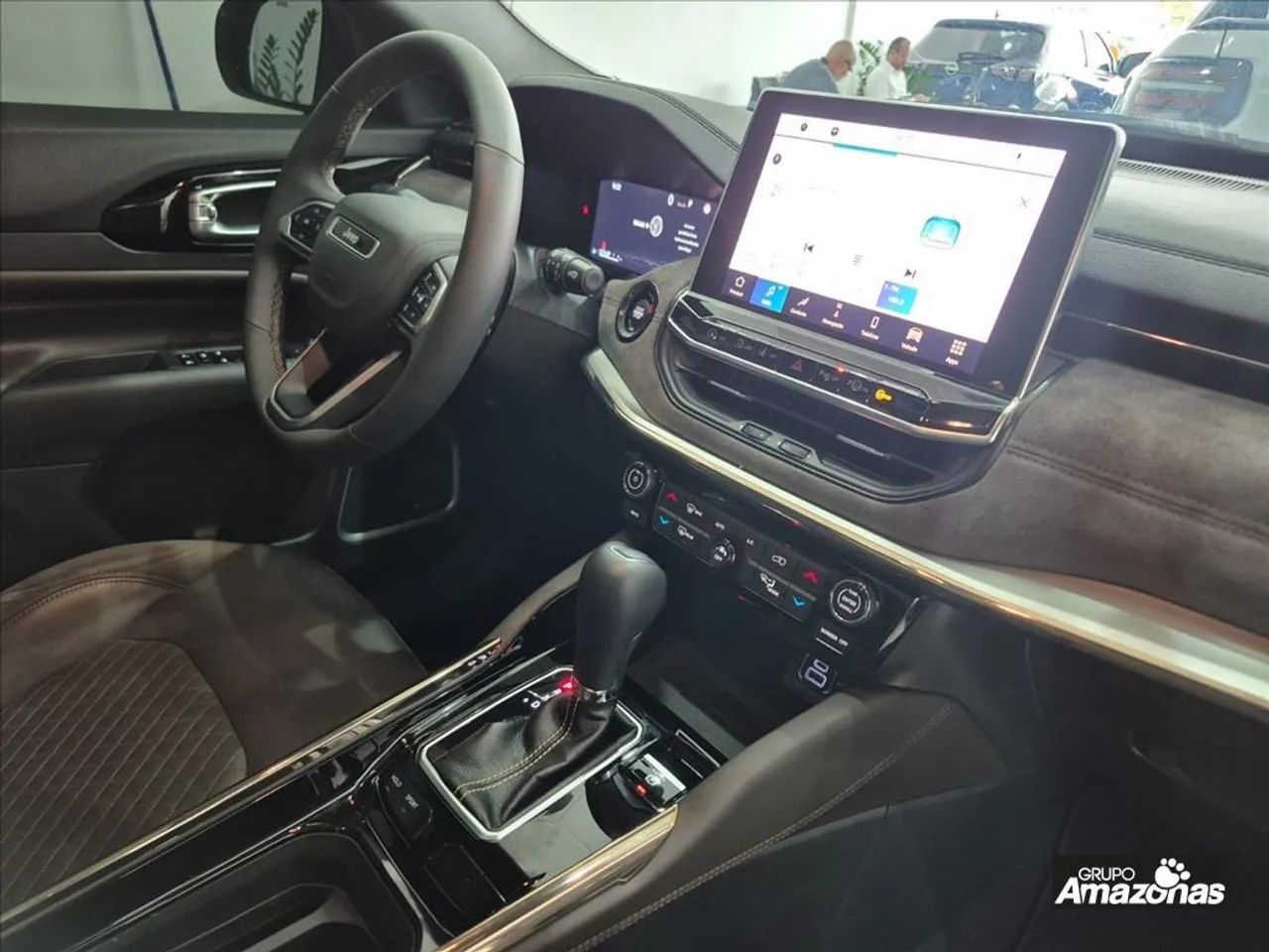 Jeep Commander Overland T270 1.3 TB Flex Aut., foto 17 de 20
