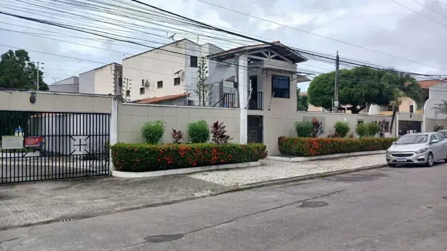 Vendo Duplex de Luxo Bairro Maraponga Com 3 Suítes, Projetados, Deck e Churrasqueira e 7 M - Foto 3