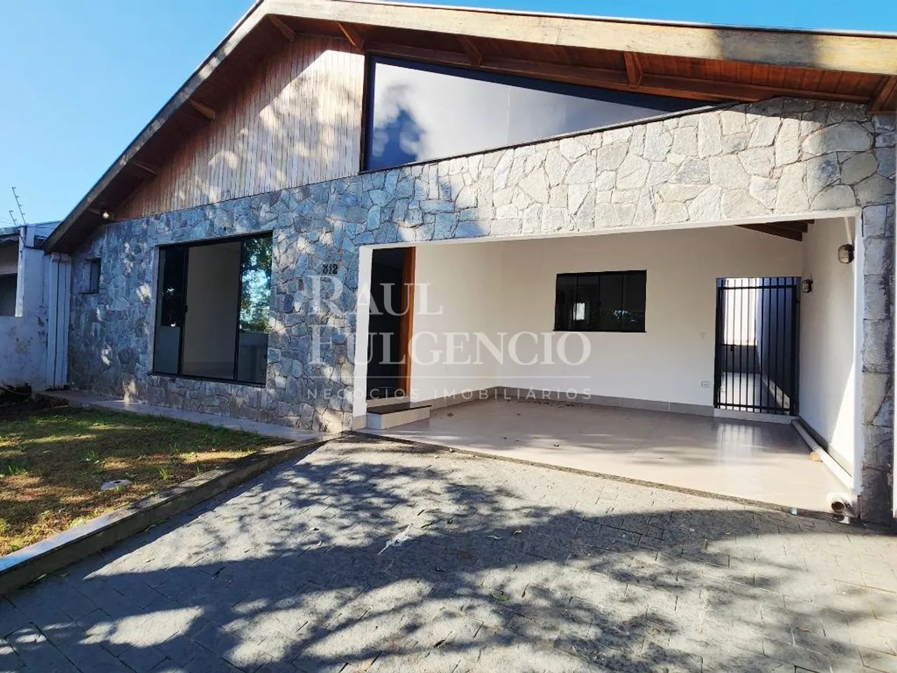 Casa no Jd. Presidente à Venda