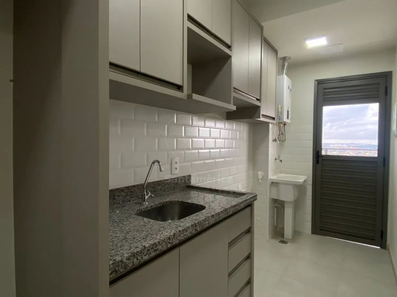 Apartamento à venda e locação com 2 quartos e cozinha planejada no Edifício Venice Downtow - Foto 3