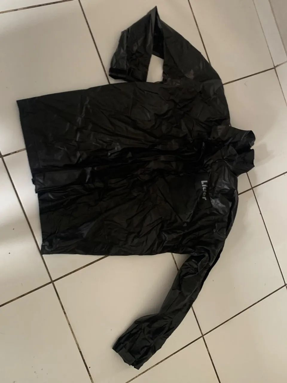 Capa de chuva nunca usada - Foto 2