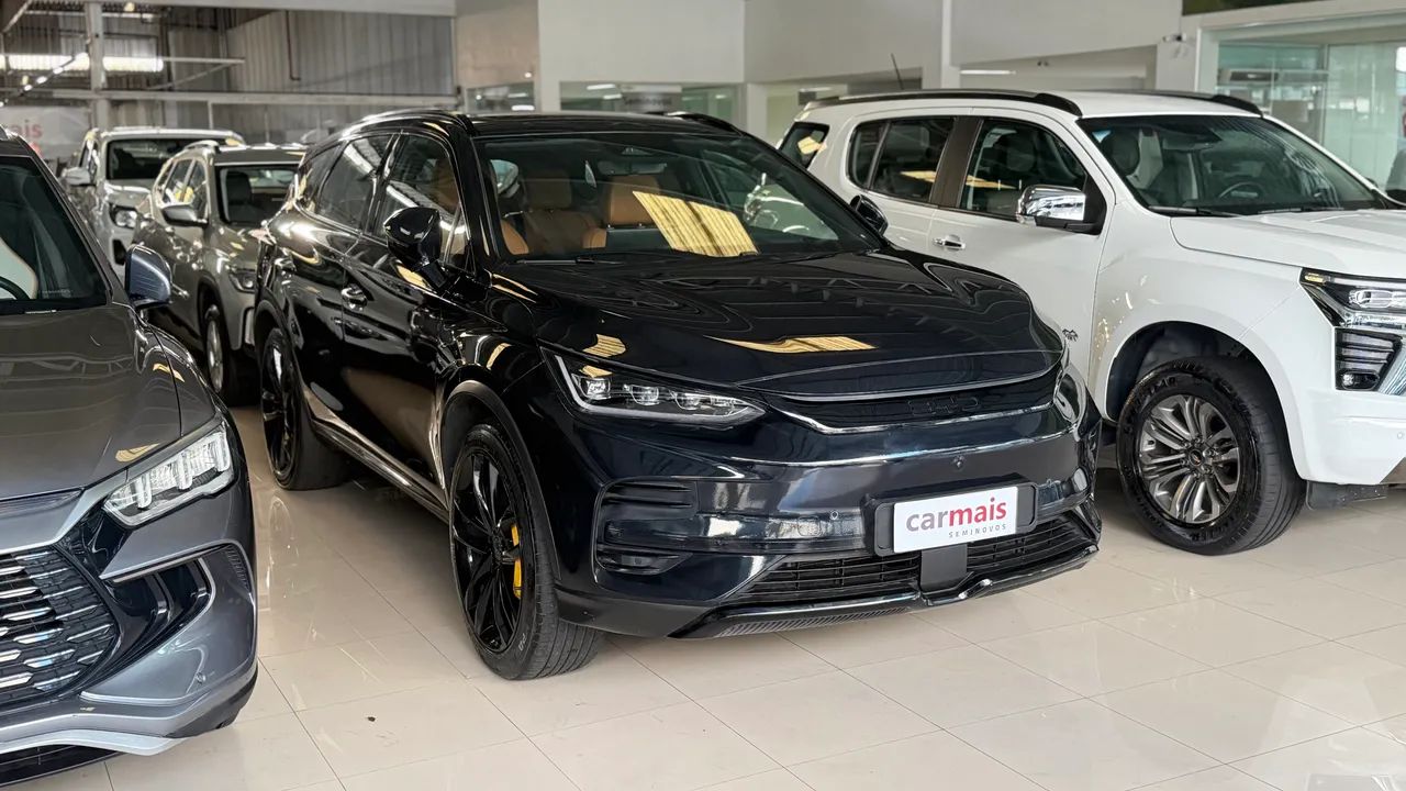 BYD Tan EV 4X4 (elétrico) 2025