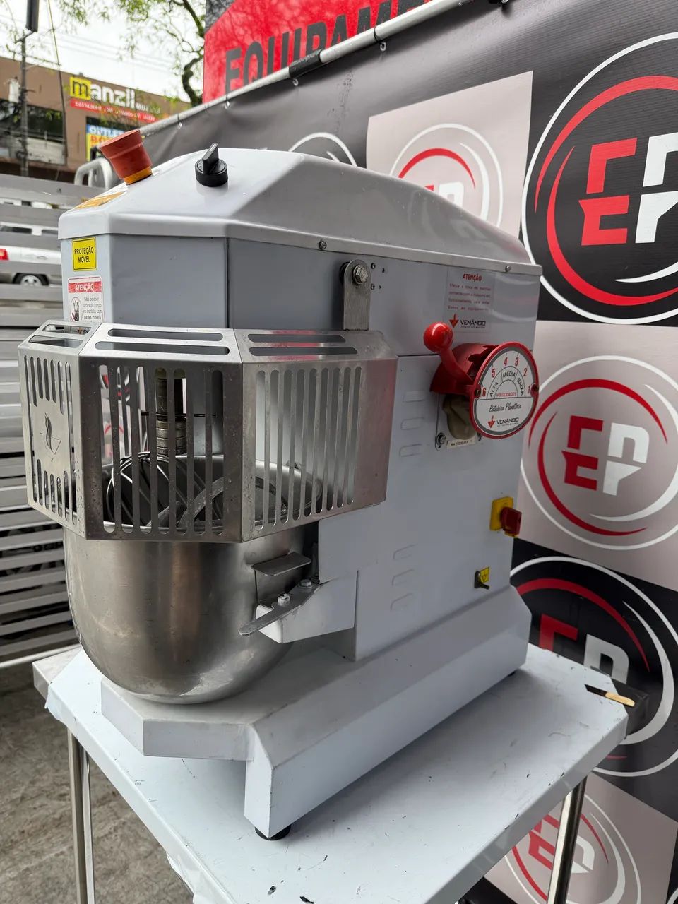 VENDO BATEDEIRA 12 Kg VENANCIO - Eletroportáteis Para Cozinha e