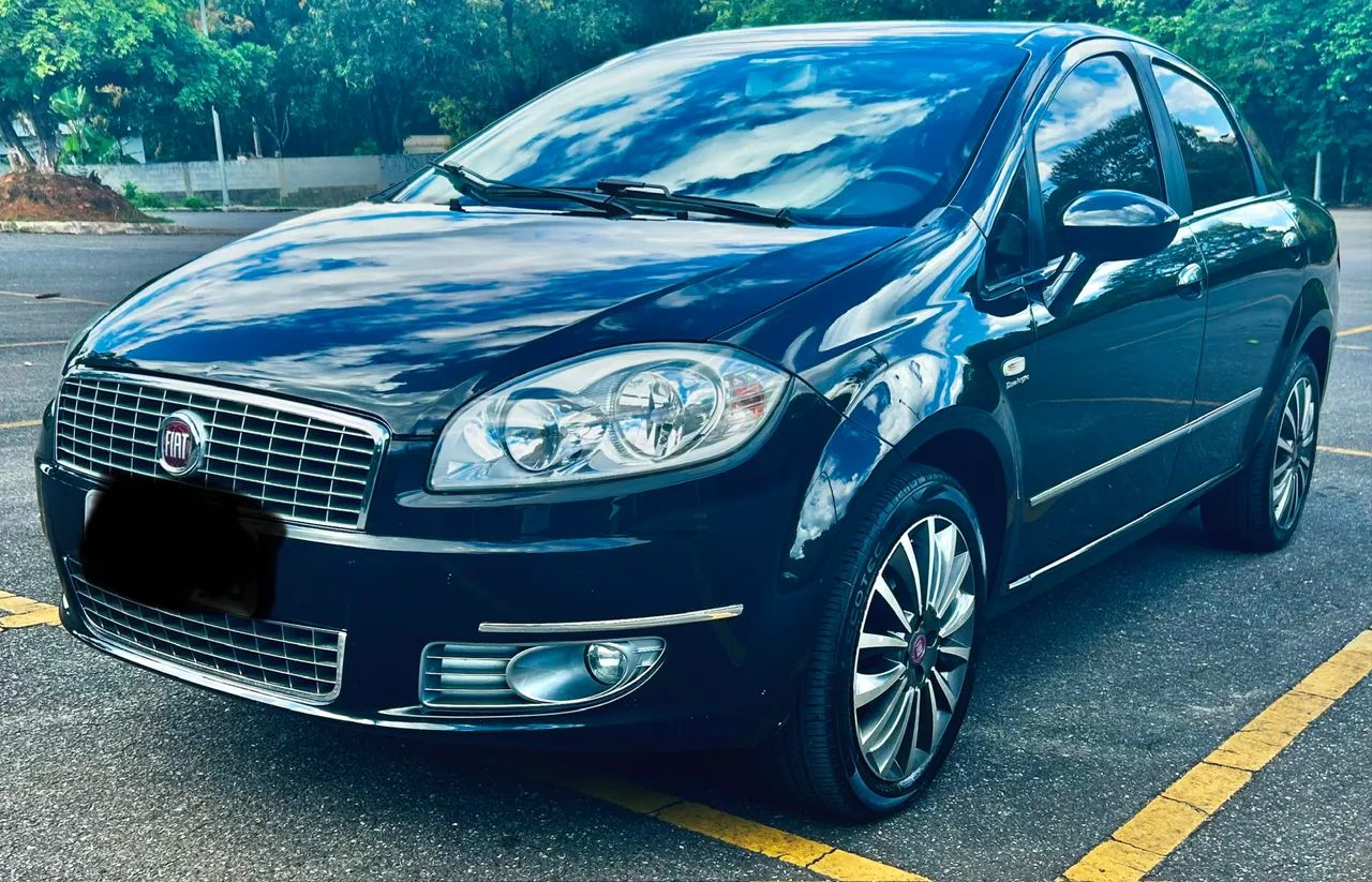 Fiat Linea LINEA ABSOLUTE 1.9/1.8 Flex Dualogic 4p 2012