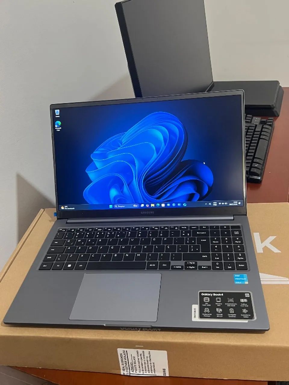 Notebook Samsung Galaxy Book 4 novinho!! - Foto 2