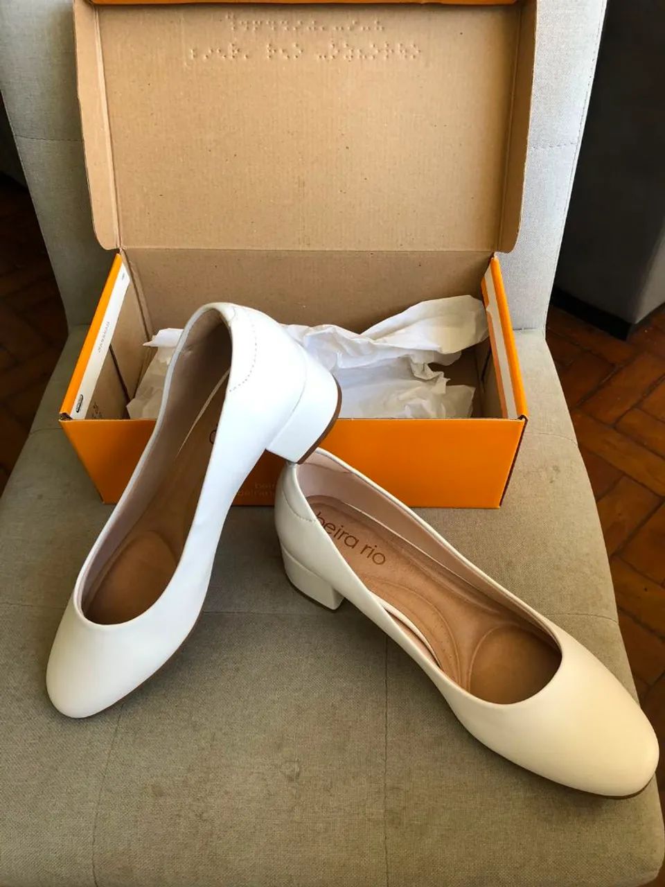 Sapato feminino 37 semi-novo 60