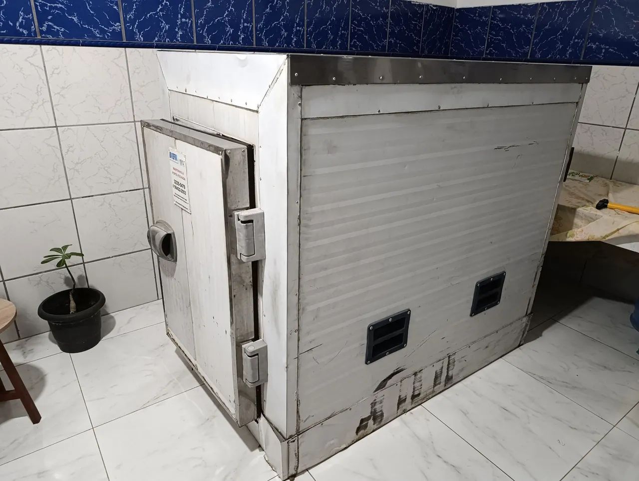 Vendo caixa térmica em bom estado de uso