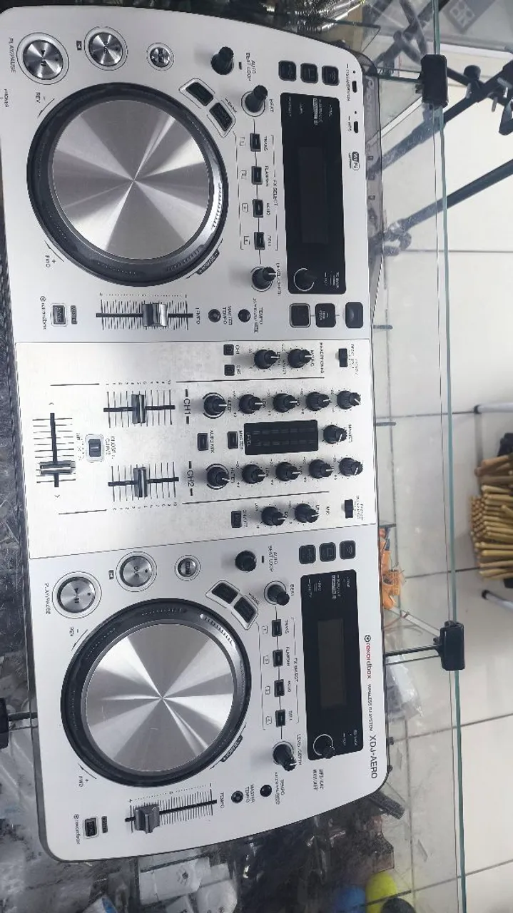 xdj aero