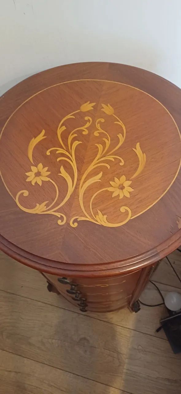 Mesinha de cabeceira em madeira !65204505235074121