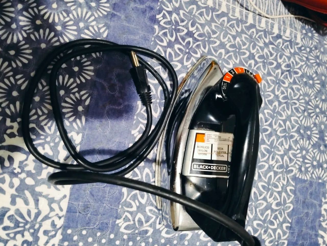 Ferro de passar black denkem 