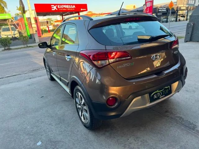 Hyundai HB20X Premium 1.6 Flex 16V Aut. 2017 - Foto 4