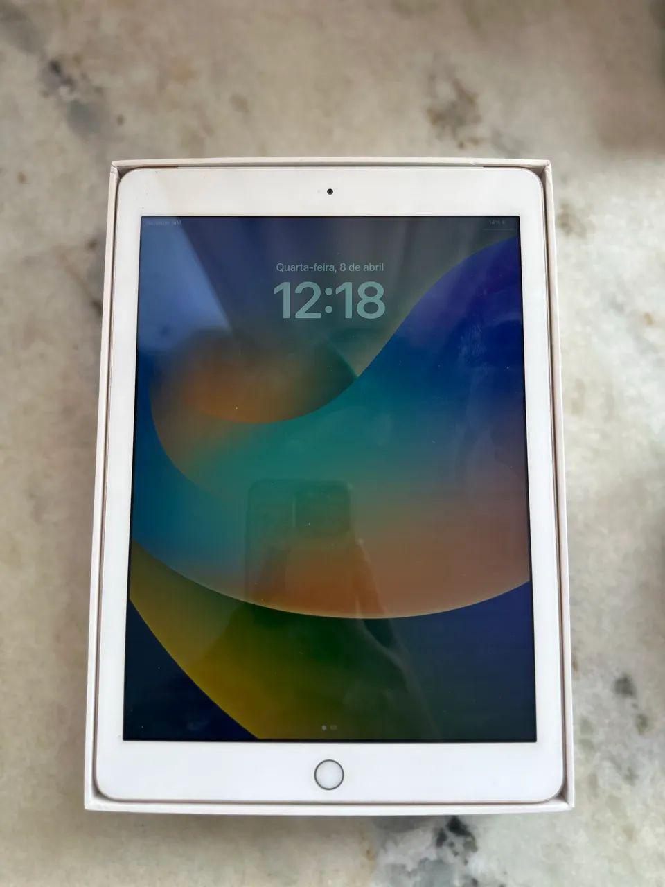 iPad 5ª Geração 32GB Wi-Fi + 4G Rosé Gold - Tablets e E-Readers