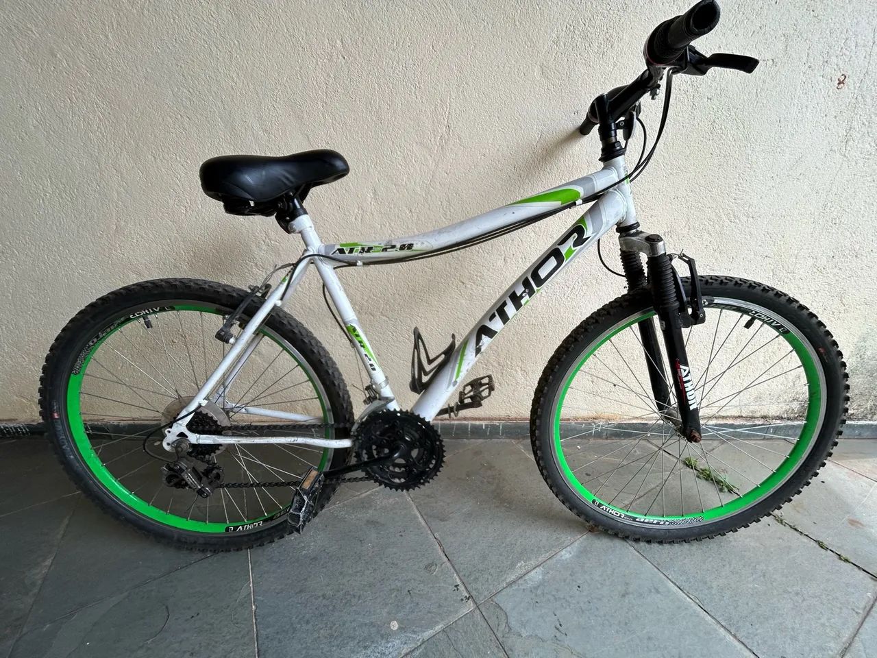 Bicicleta MTB 2.0 aro 26  - Foto 2