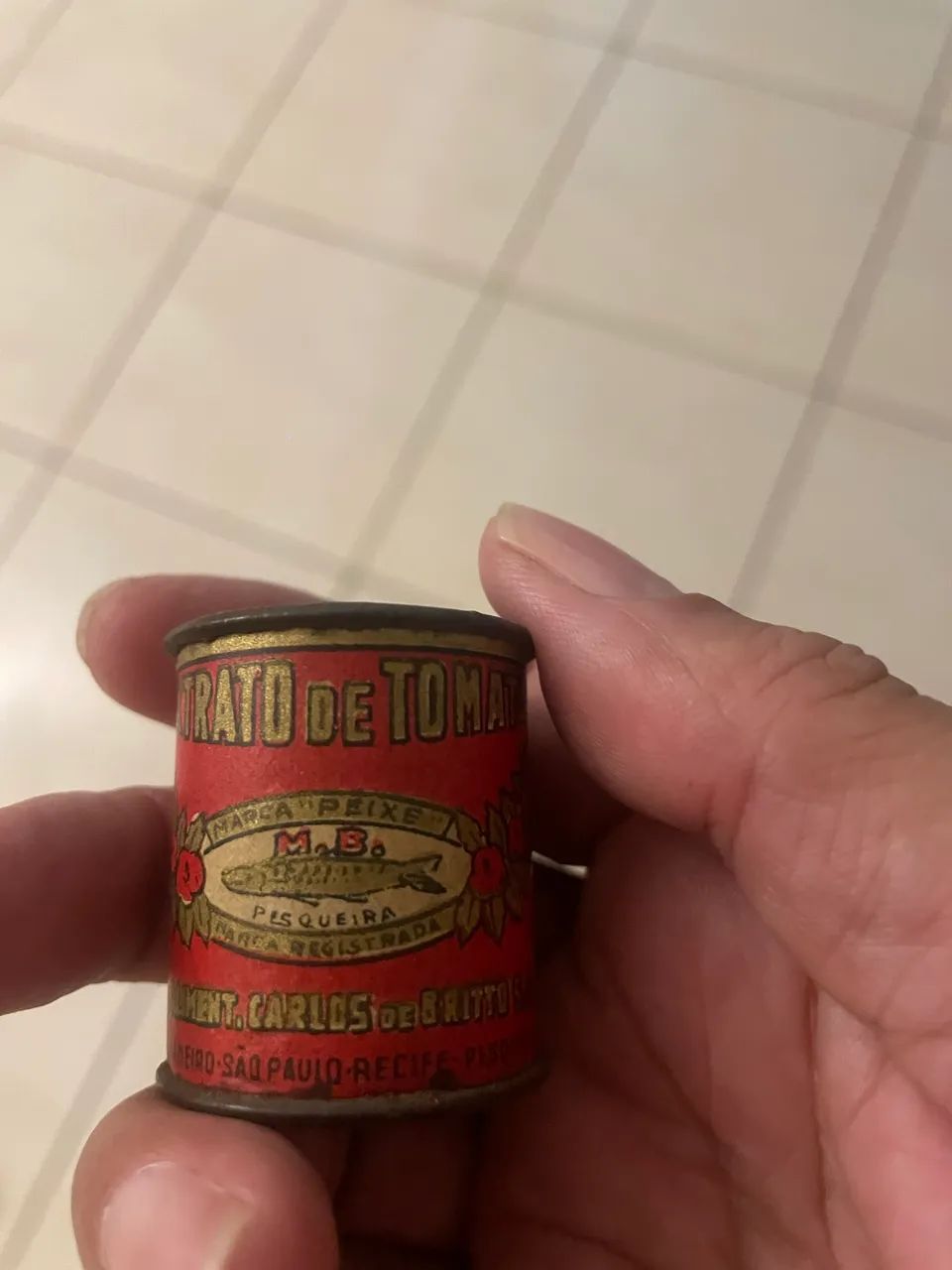 Miniatura Lata de tomate extrato de tomate peixe no