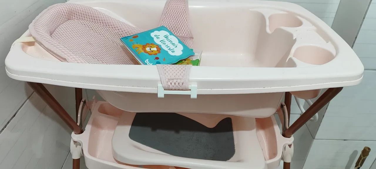 Banheira para bebê menina
