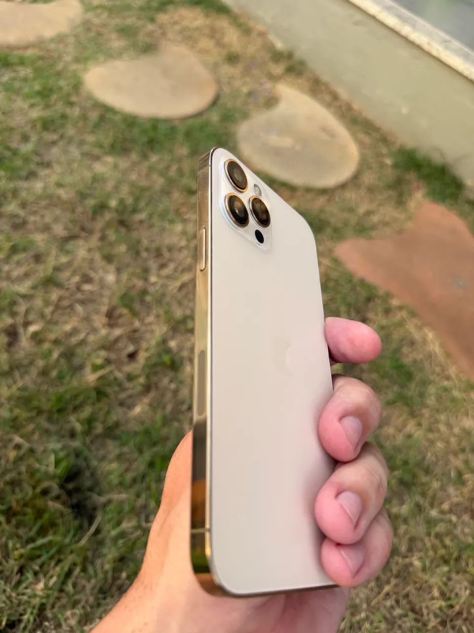 iPhone 12 Pro Max 256Gb Dourado - Celulares e Smartphones - Centro