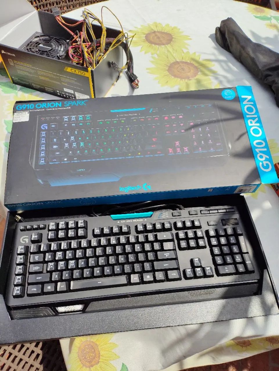 Teclado Logitech G910 Orion Spark - Foto 3