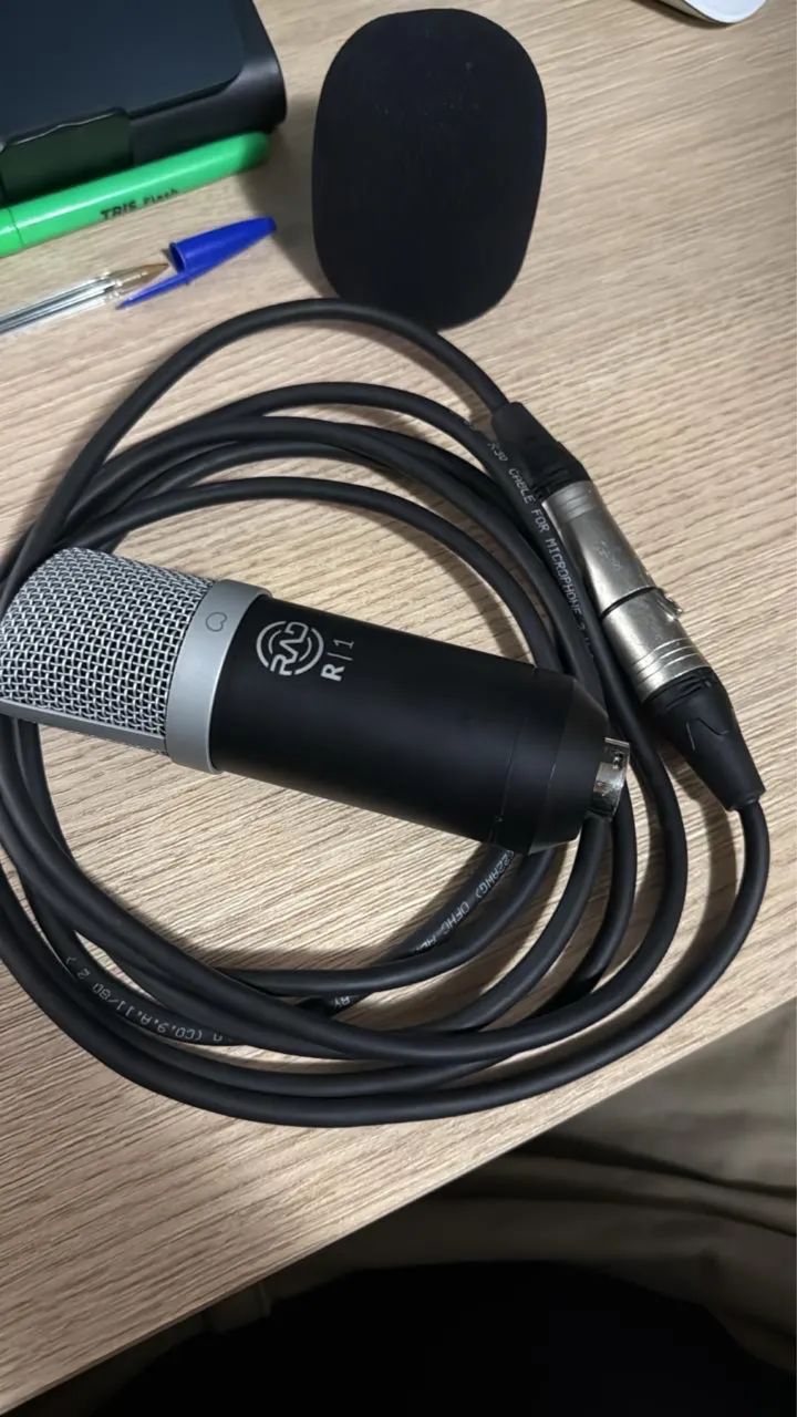 Vendo microfone Rad R1 Condensador - Qualidade Profissional de Verdade