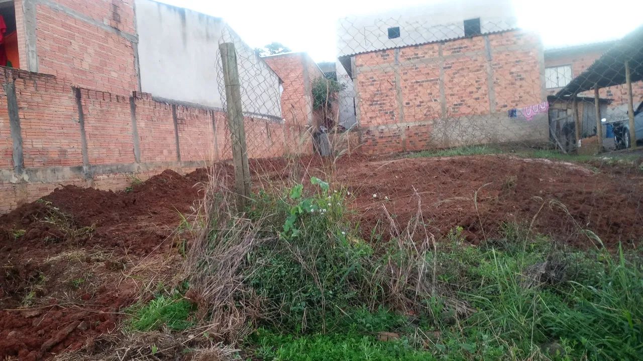 Vendo terreno em Ortigueira 