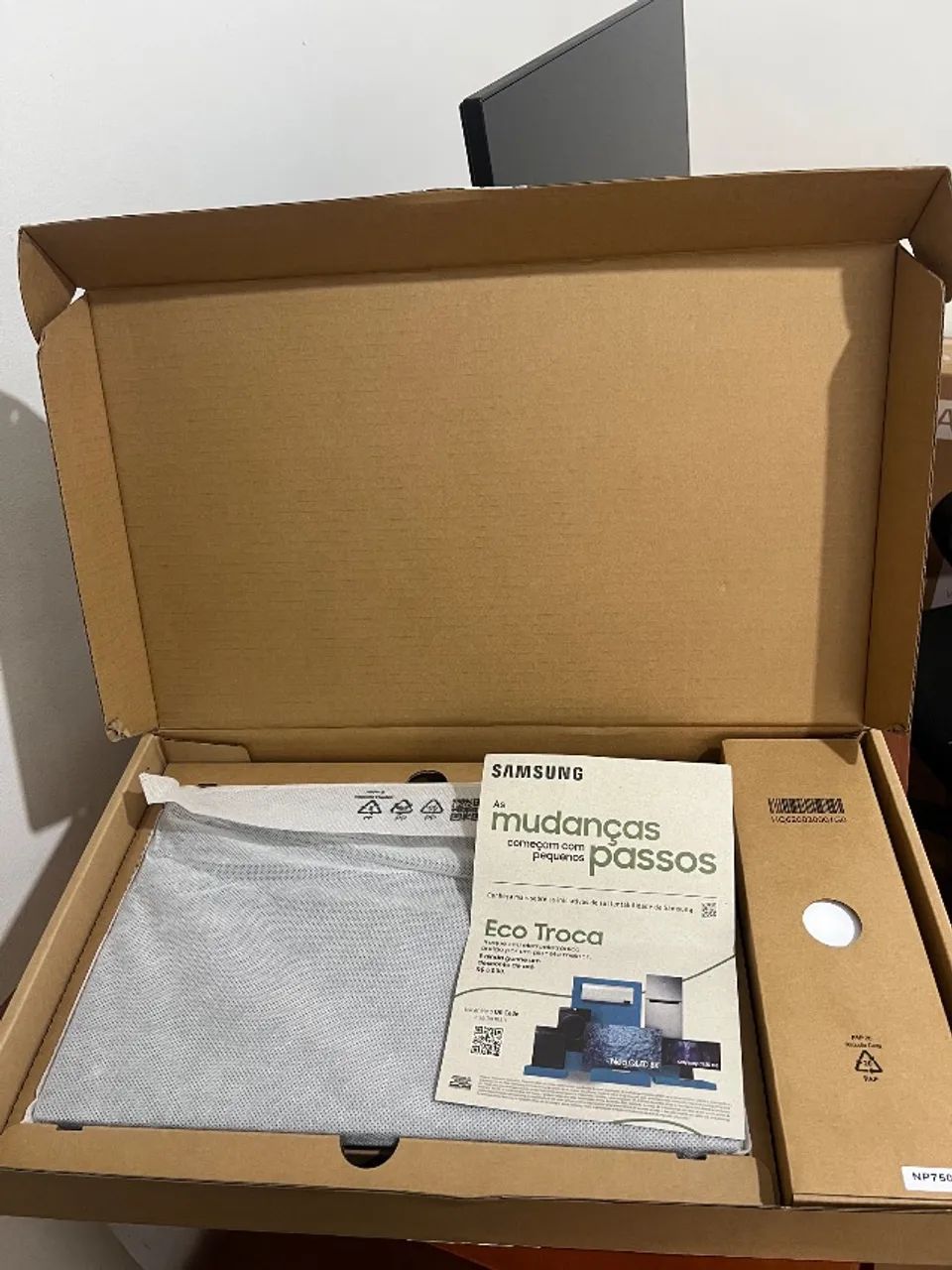 Notebook Samsung Galaxy Book 4 novinho!! - Foto 5