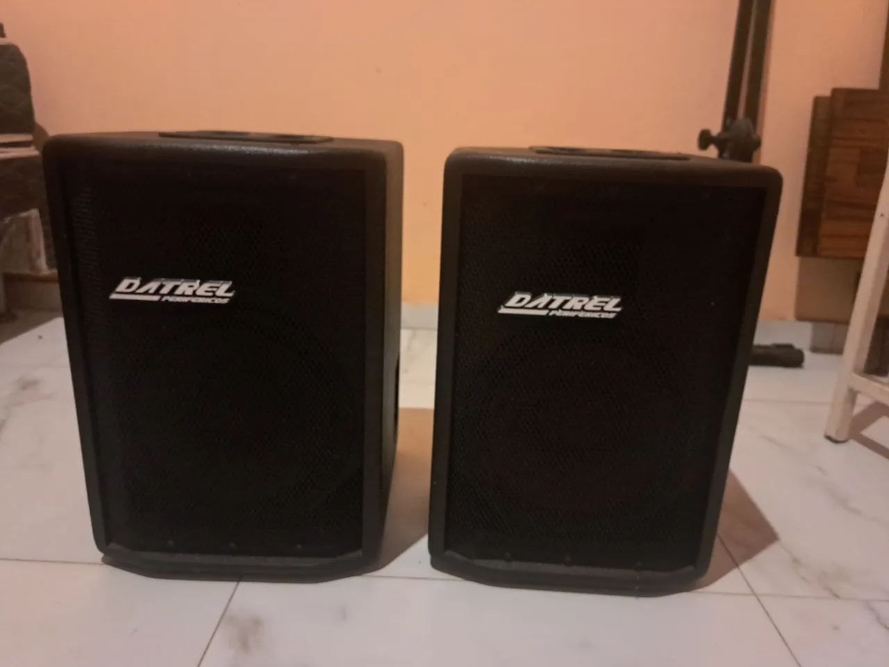 Caixas de som440255375034951681