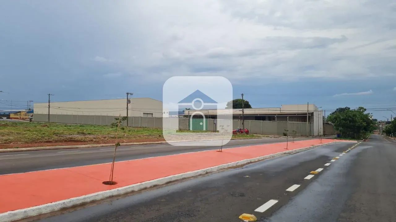 Galpão com patio para Venda Entrada da Cidade. - Foto 4