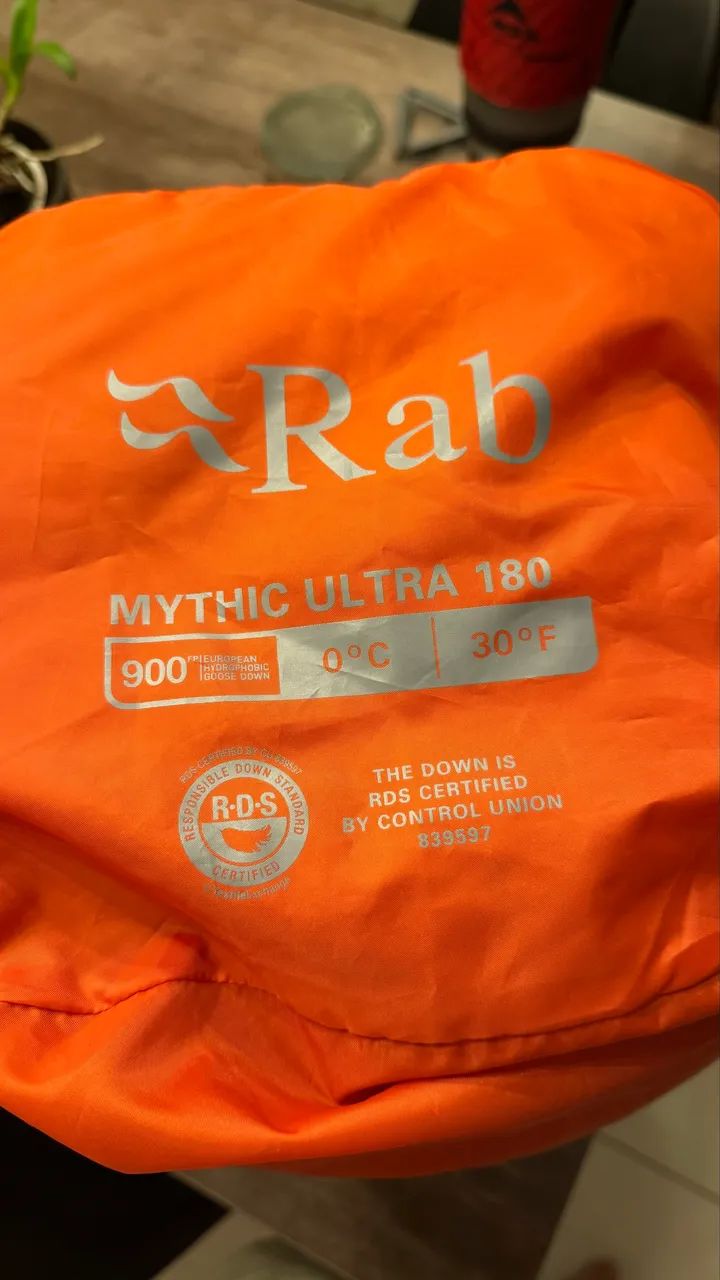Saco de Dormir RAb Mythic 180 0°c - Foto 3