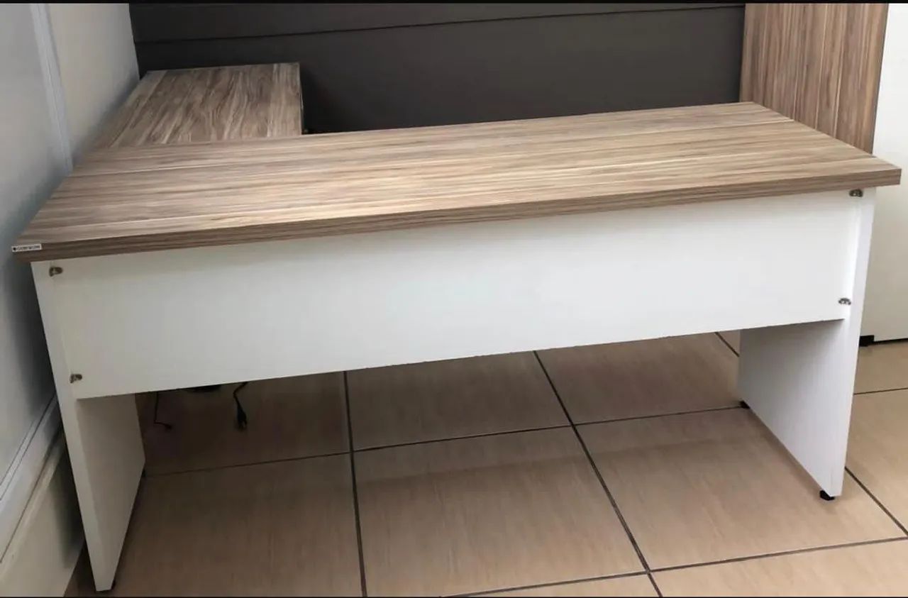 Mesa Gebb Work 1,5m x 1,5m  - Foto 3