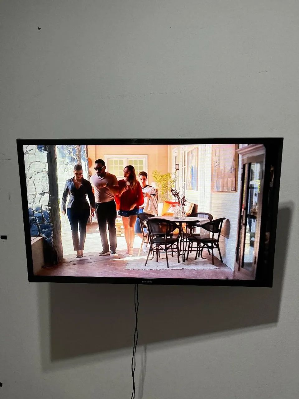 Vende-se uma Smart TV 32 Polegadas  - Foto 2