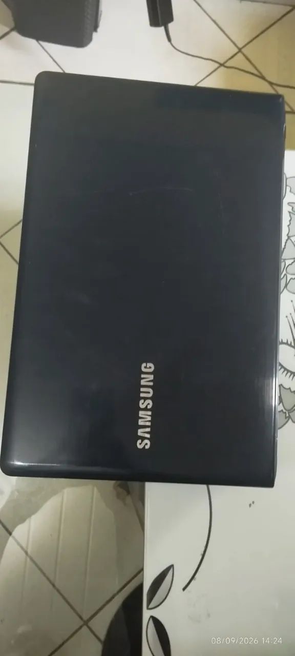 Notebook Samsung Core i3 com Windows 10 e carregador