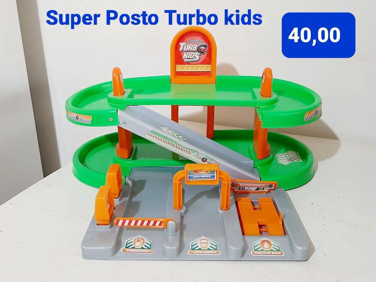 Posto de gasolina para miniaturas 