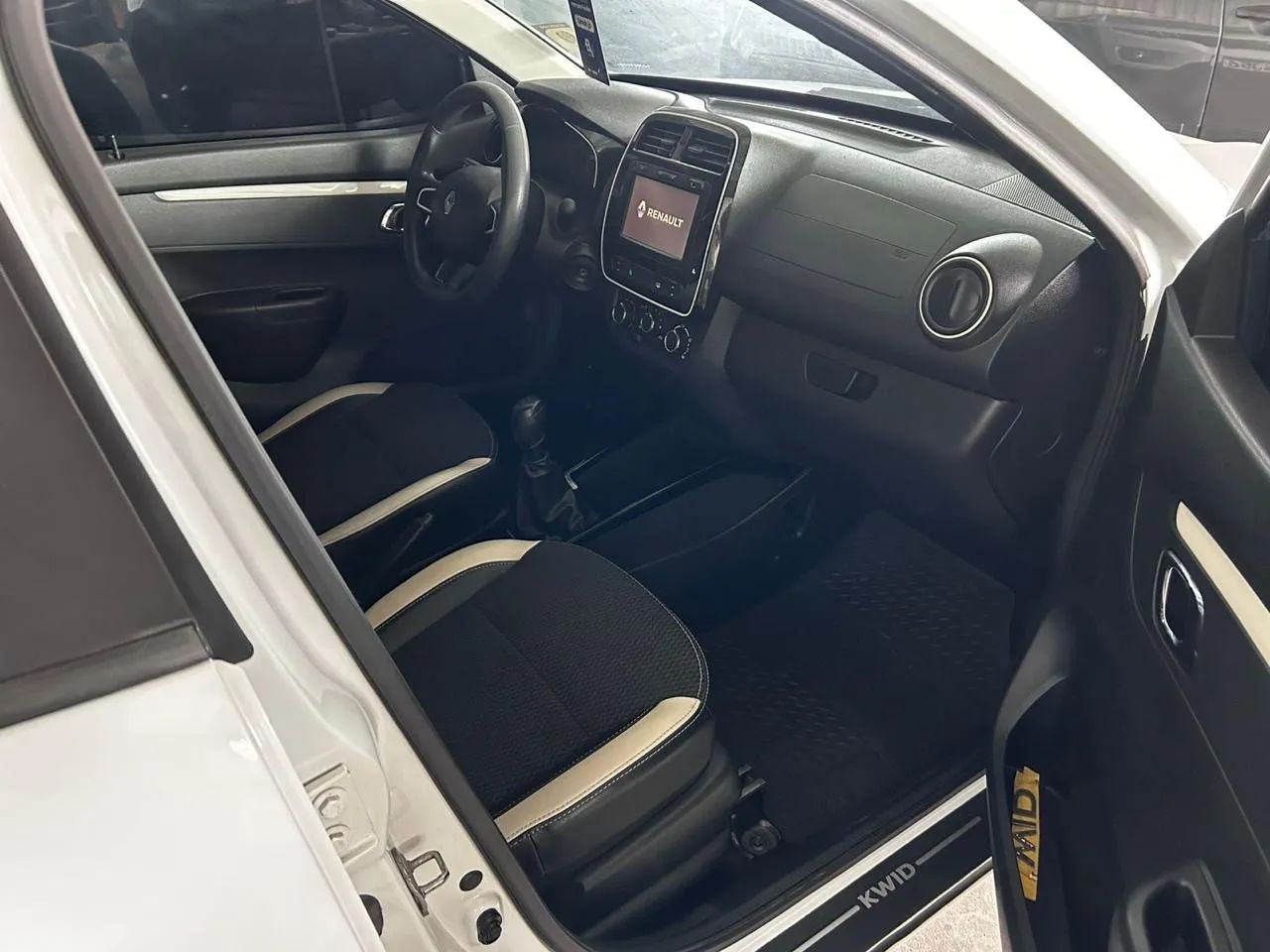 Renault Kwid INTENSE 1.0 FLEX 12V 5P MEC. 2018